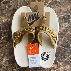 Brand New Women’s Nike Sandals
